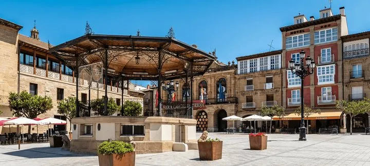 Old town & Plaza de la Paz